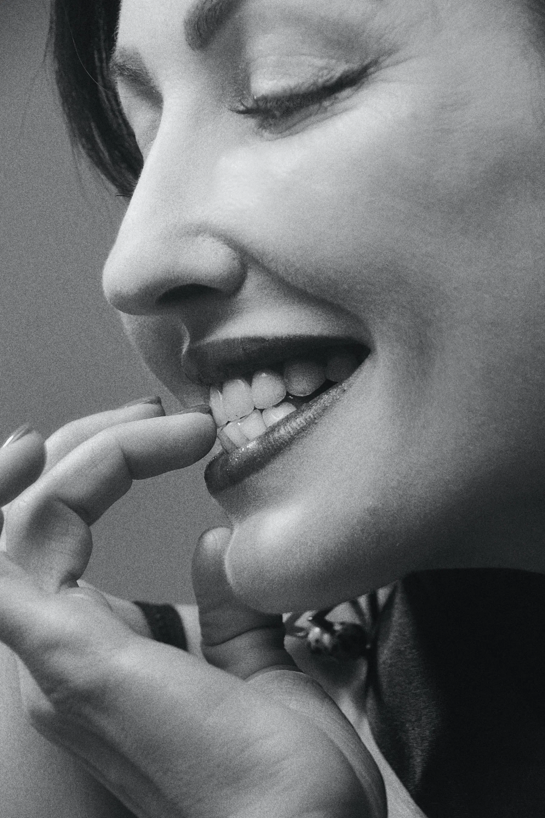Best Electric Toothbrush For Sensitive Tooth