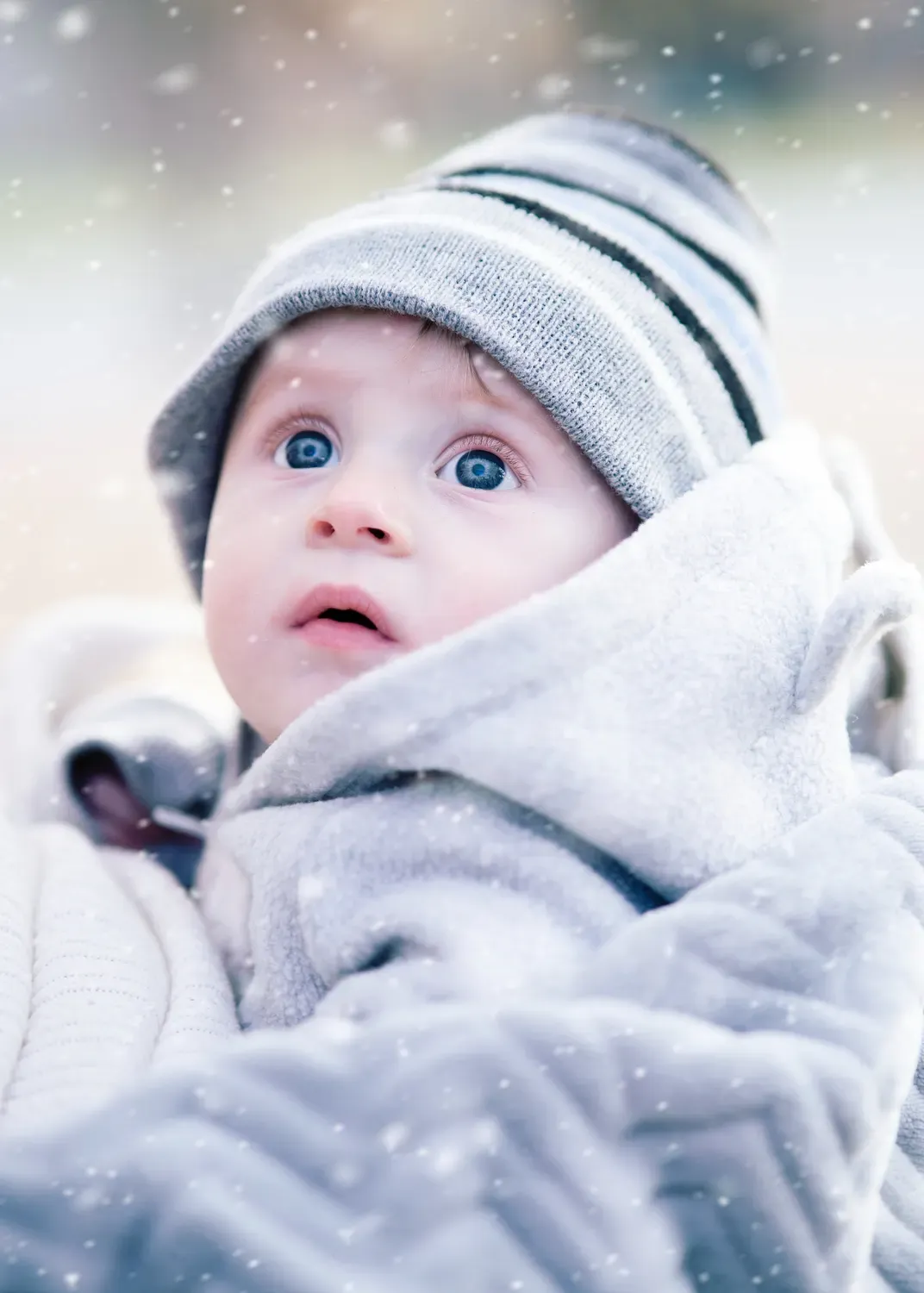 Snow-Worthy Rides: Unveiling the Best Stroller for Snow and Cold-Weather Adventures